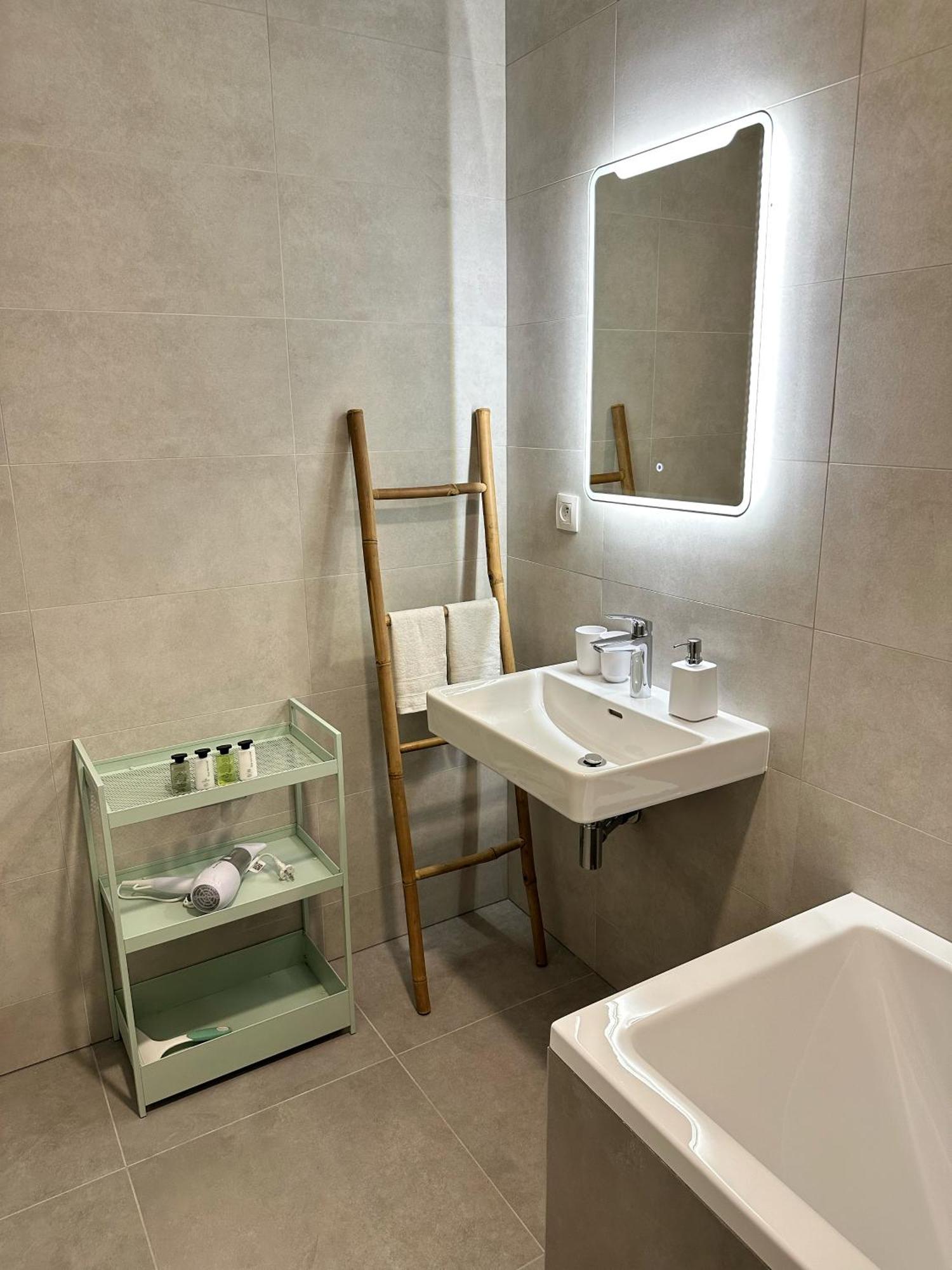 City Apartment I Trenčín Eksteriør billede